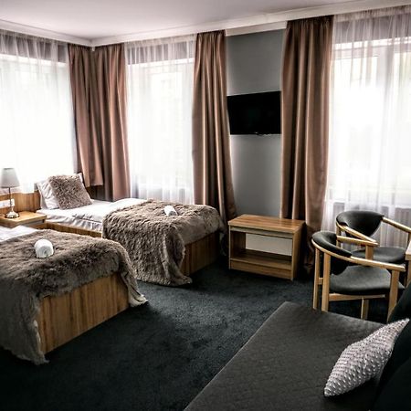 Aviator Hotel Restauracja & Spa Паб'яніце Екстер'єр фото