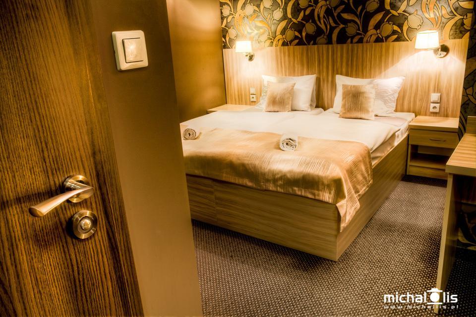Aviator Hotel Restauracja & Spa Паб'яніце Екстер'єр фото